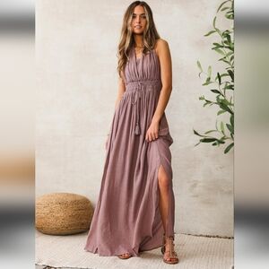 Buckel Wishlist Appareal Halter Maxi dress. Pink in color size small.
